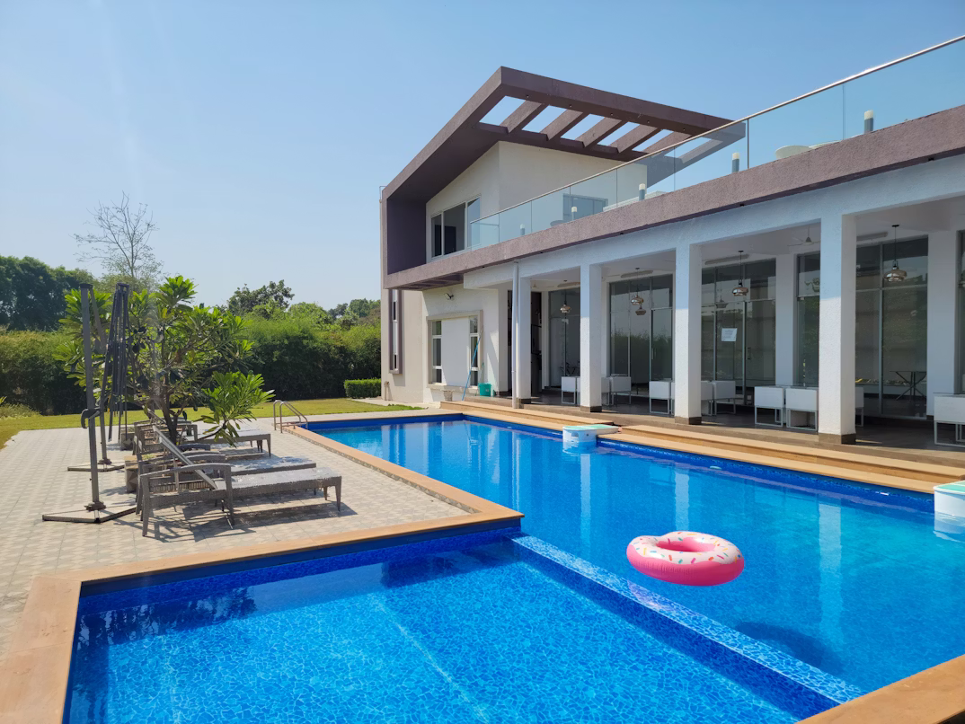 Panneaux solaires et piscine Hérault